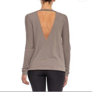Onzie Drapey V Back Long Sleeve